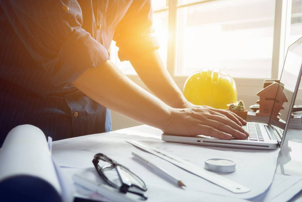 2022年建筑業(yè)發(fā)展狀況及趨勢分析